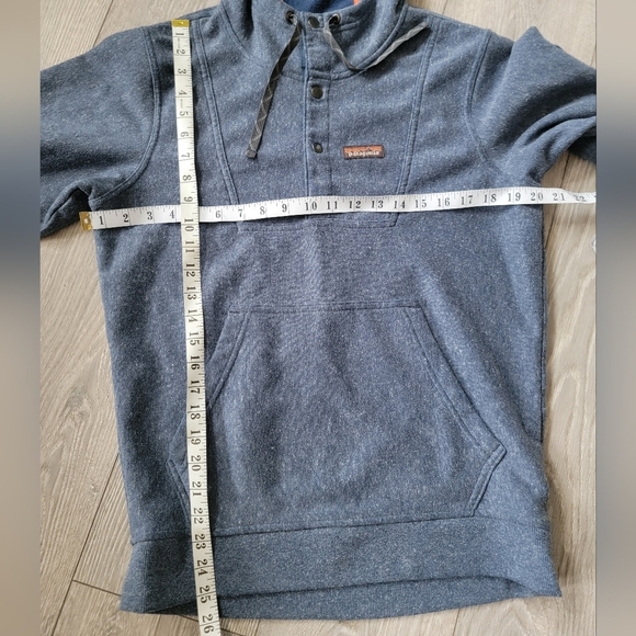 Patagonia Hoodie - Picture 4 of 4